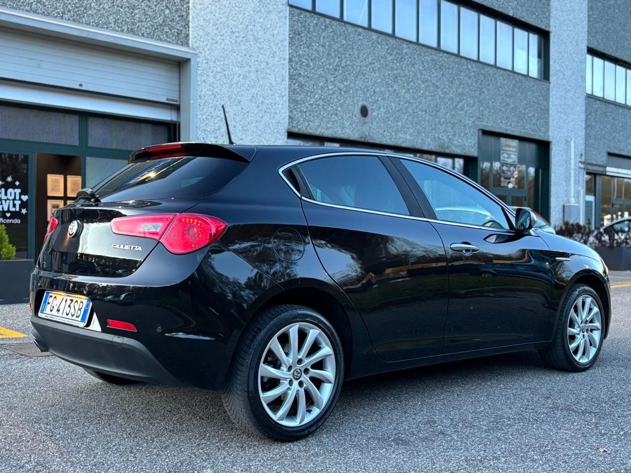 Alfa Romeo Giulietta 1.6 JTDm-2 120 CV Distinctive