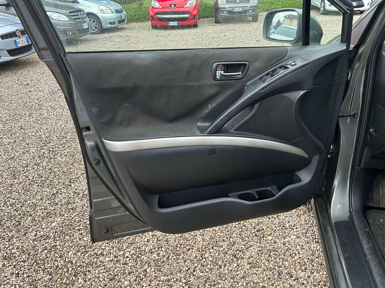 Toyota Corolla 2.0 16V D-4D 5 porte Sol