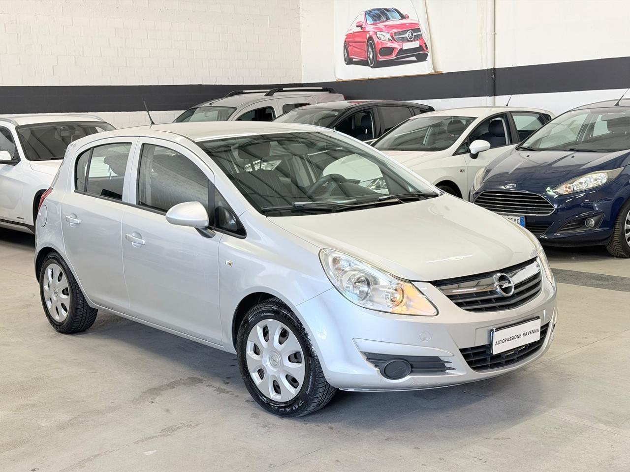 Opel Corsa 1.2 80CV 5 porte GPL-TECH Edition