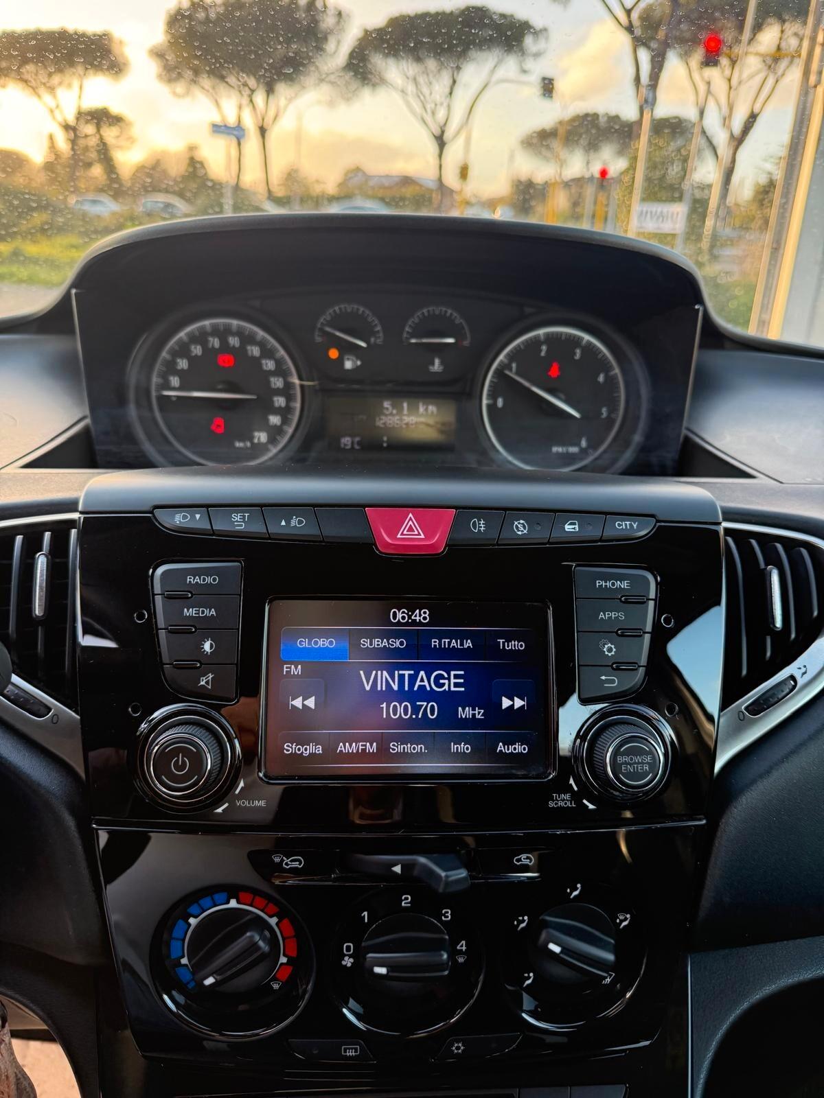 Lancia Ypsilon 1.3 MJT 16V 95 CV 5 porte S&S Gold