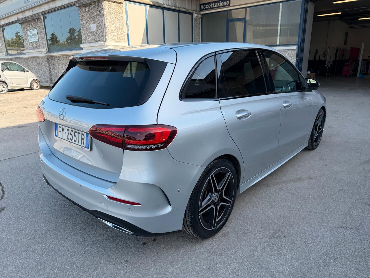 Mercedes-benz B 200 Automatic Premium