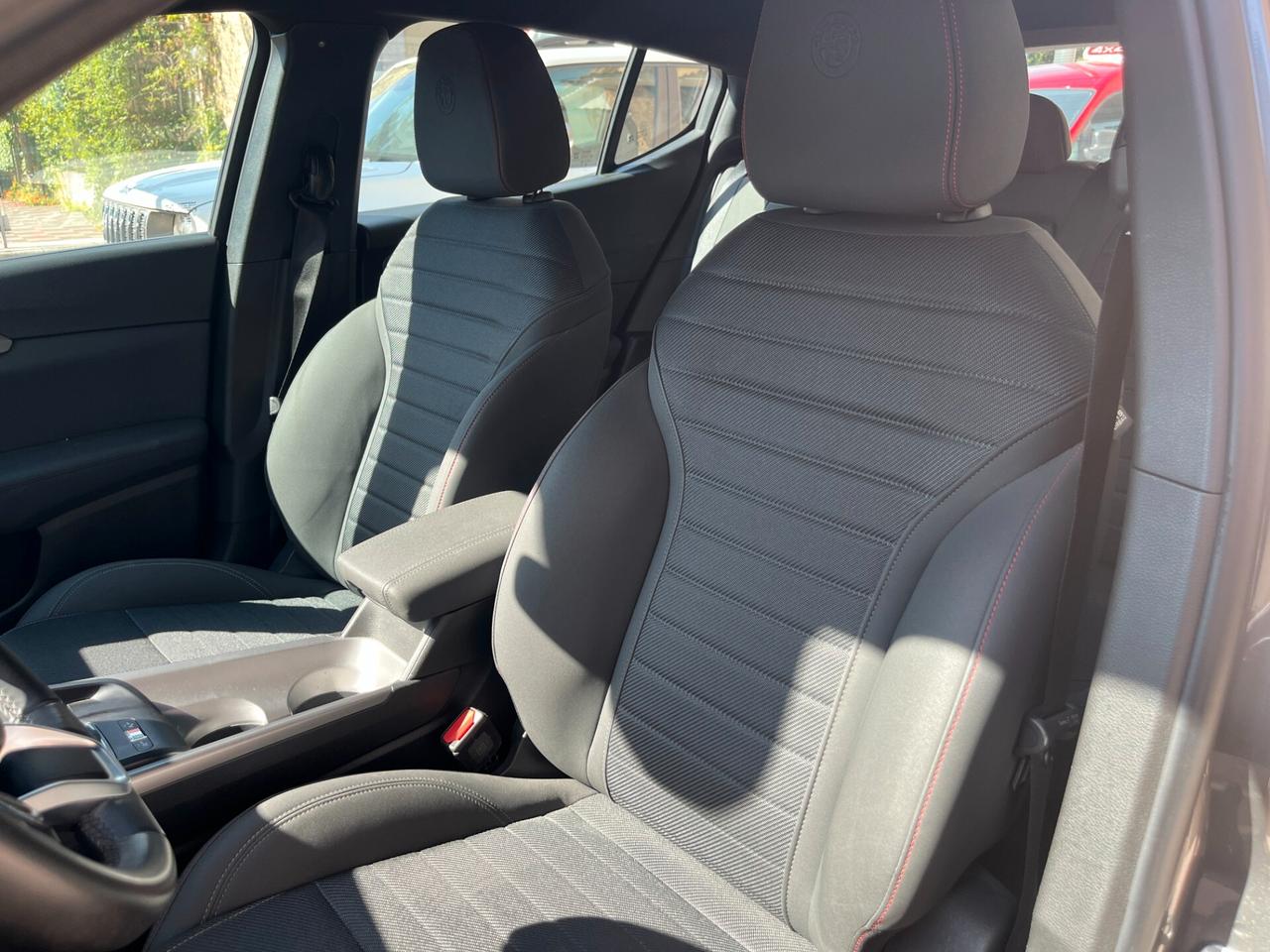 Alfa Romeo Tonale 1.6 130CV SPRINT 2024