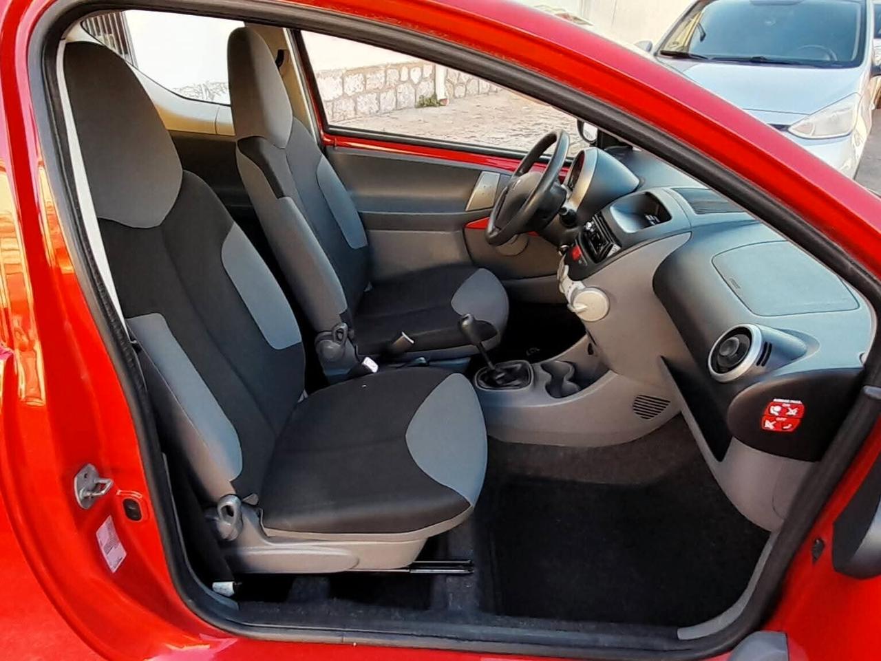 Peugeot 107 1.0 68CV 3p. Desir