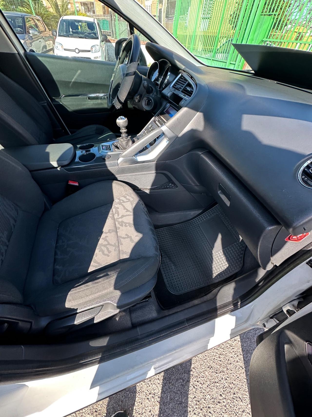 Peugeot 3008 1.6 HDi 112CV Business