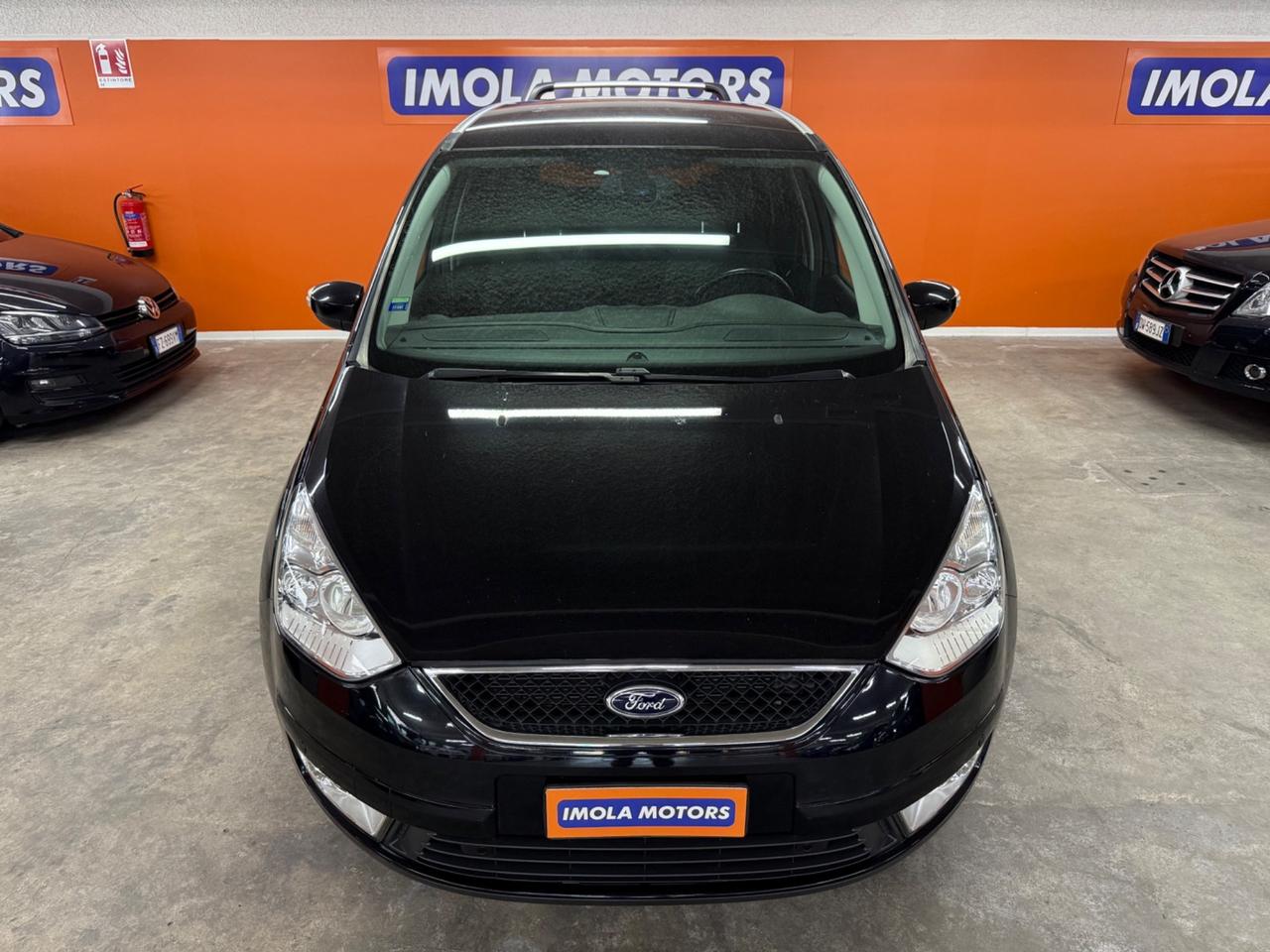 Ford Galaxy 2.0 da 140 CV - Gancio Traino Estraibile 7 posti