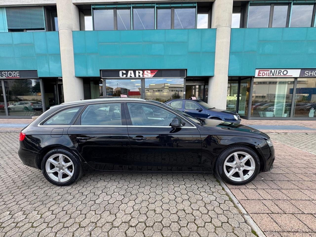 Audi A4 2.0 TDI 143CV cambio automatico
