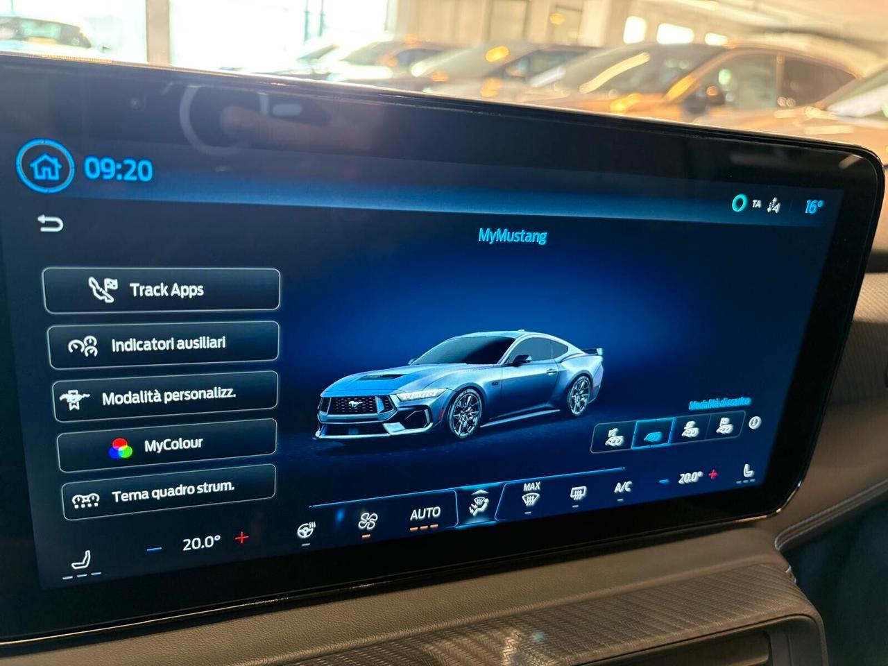 Ford Mustang Fastback DARK HORSE 5.0 V8 453 CV 6mt