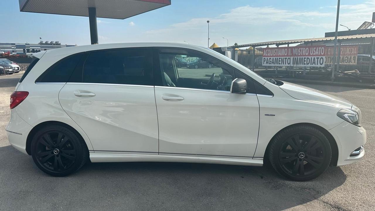 Mercedes-benz B 200 CDI BlueEFFICIENCY Premium