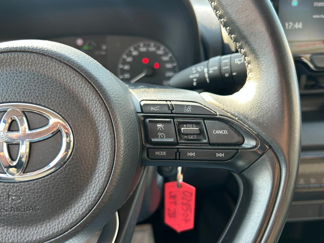Toyota Yaris 1.5h Active