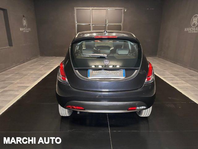 LANCIA Ypsilon 1.0 FireFly 5 porte S&S Hybrid Gold