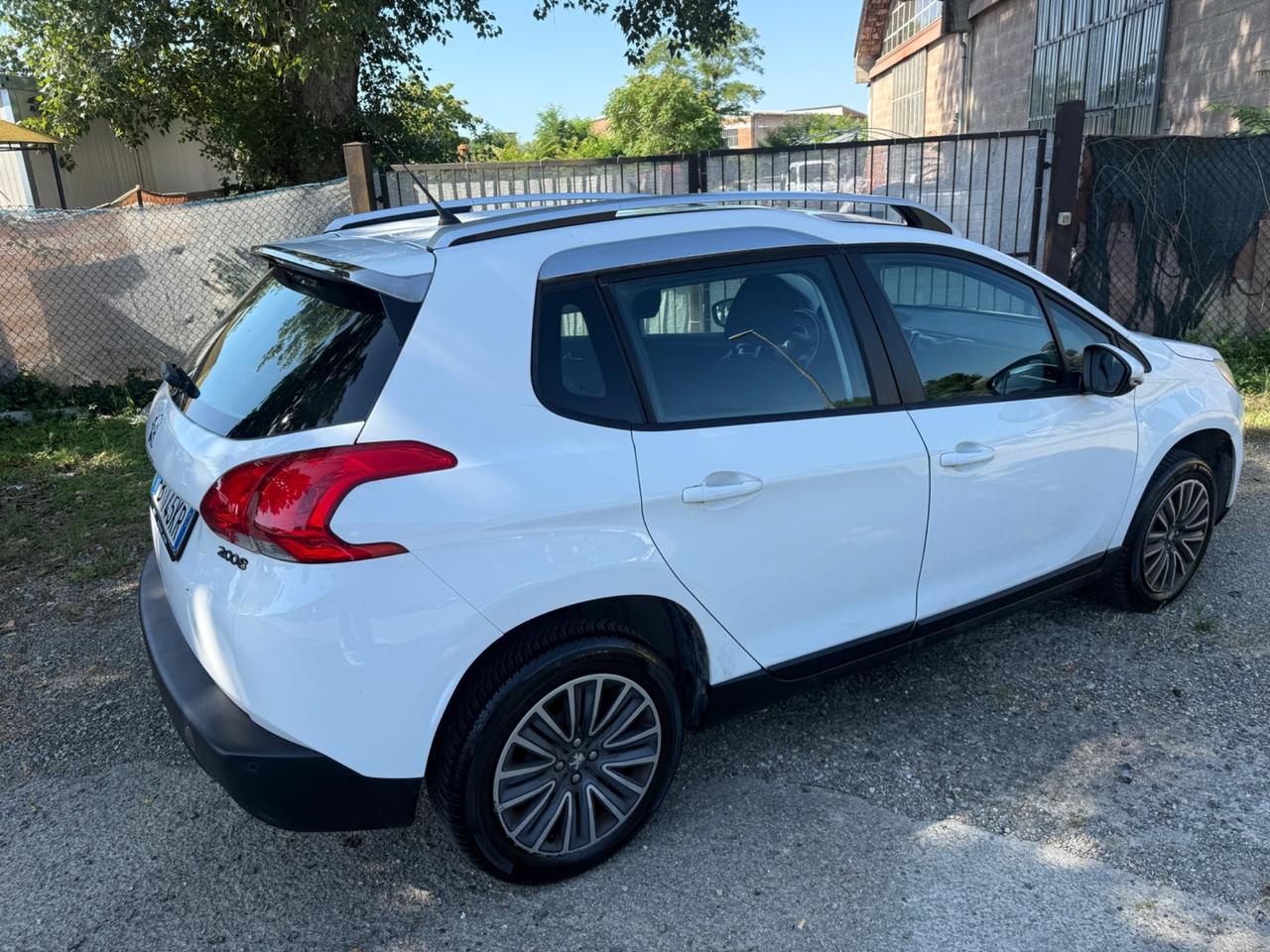 Peugeot 2008 BlueHDi 75 Active