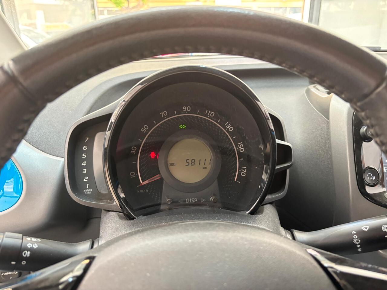 TOYOTA Aygo Connect 1.0 VVT-i 72 CV x-wave