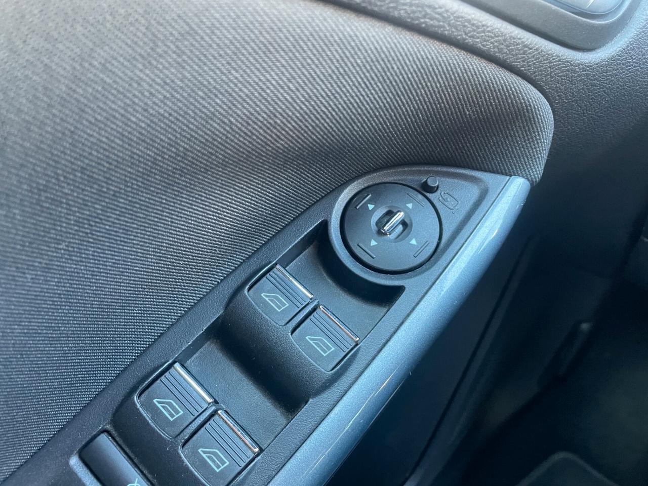 Ford Focus UNICO PROPRIETARIO - NEOPATENTATI