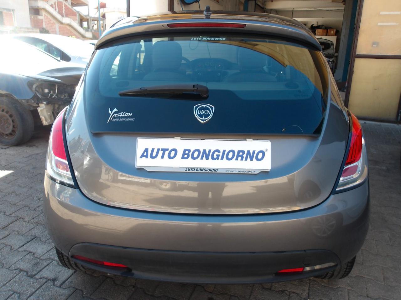 Lancia Ypsilon 5 Porte Ypsilon 1.2 8v Elefantino 69cv my14