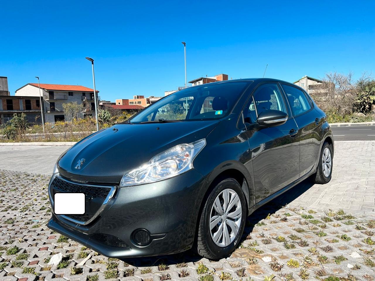 Peugeot 208 1.4HDI NEOPATENTATI CHIAMA 2013