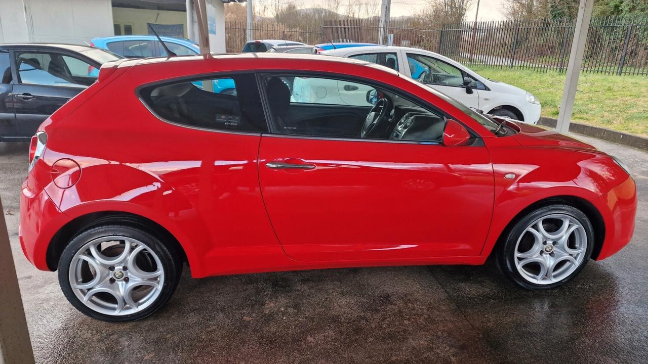 Alfa Romeo MiTo 1.6 JTDm 16V Distinctive Sport Pack