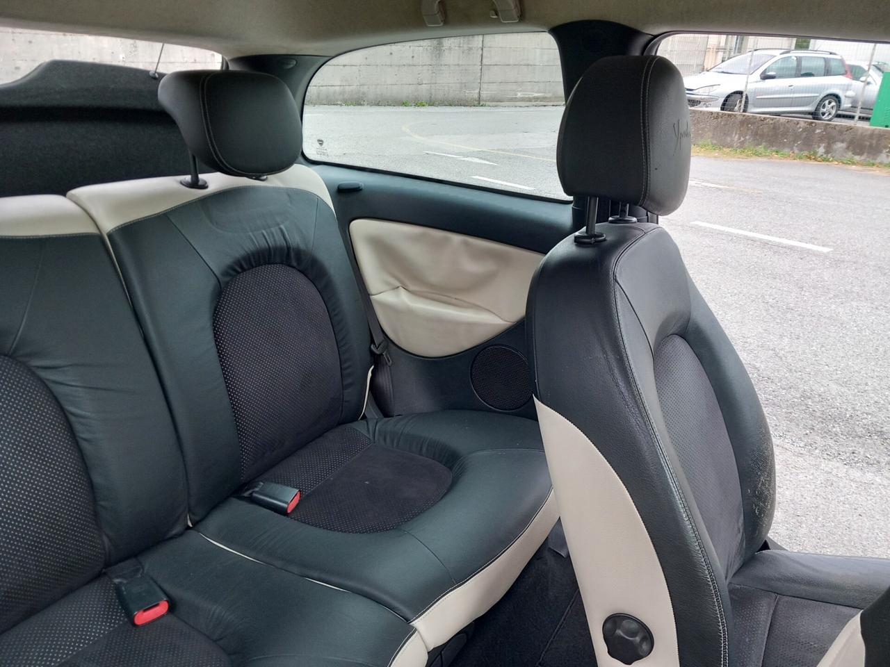 Lancia Ypsilon 1.3 MJT 90 CV Platino