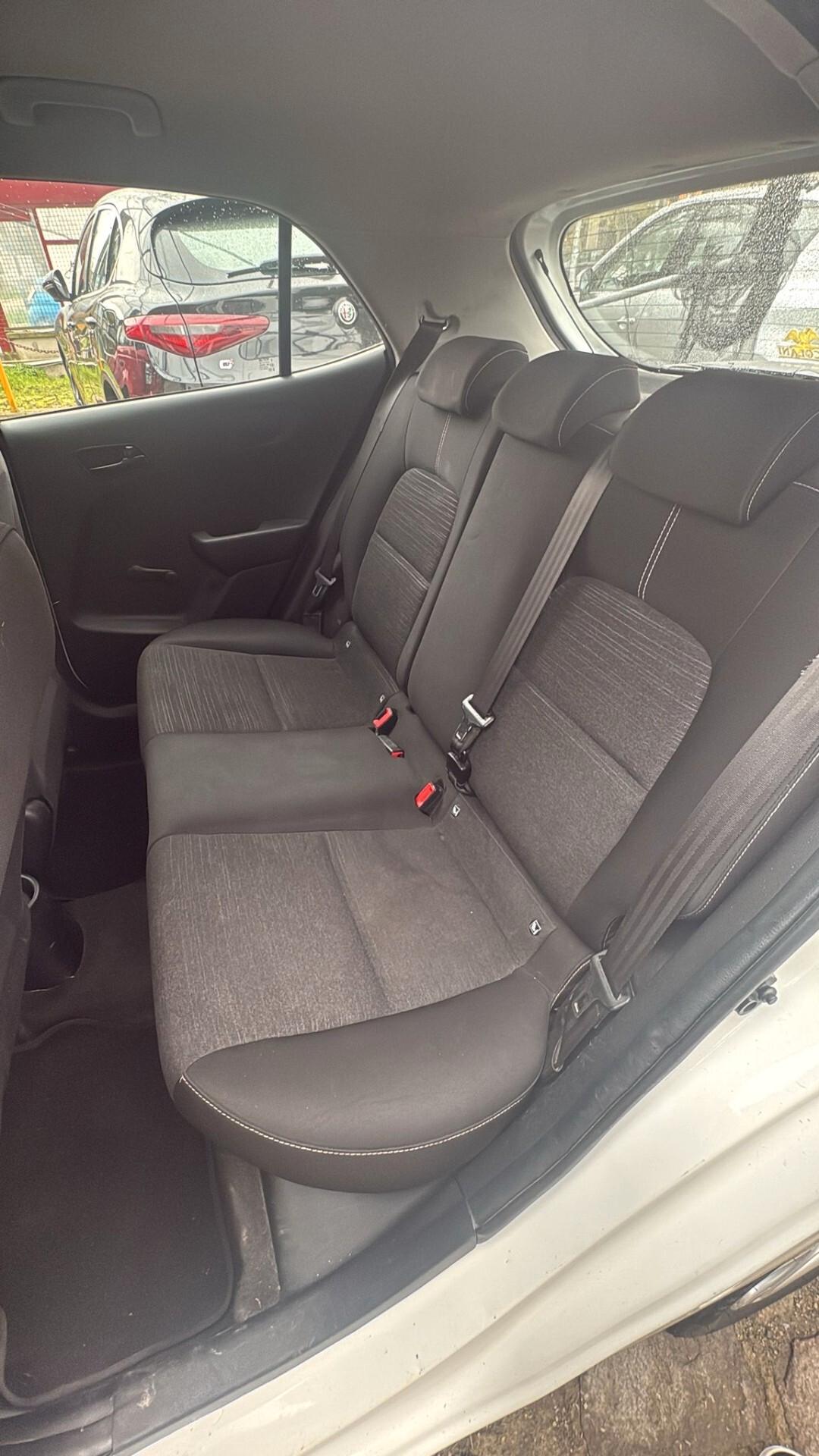 Kia Picanto 1.0 12V GPL 5 porte X Line NEOPATENTATI