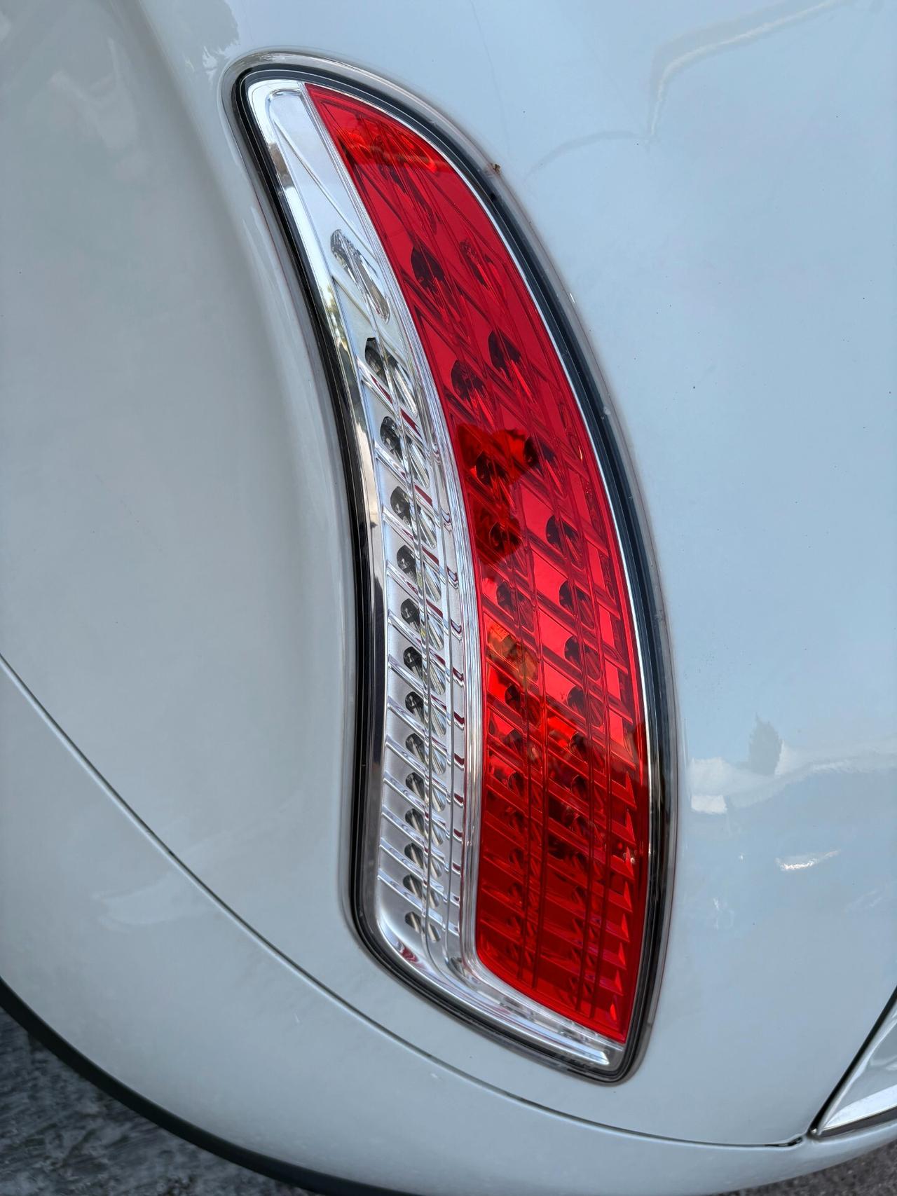 Lancia Delta 1.6 MJT DPF Selectronic Oro (CAMBIO AUTOMATICO)