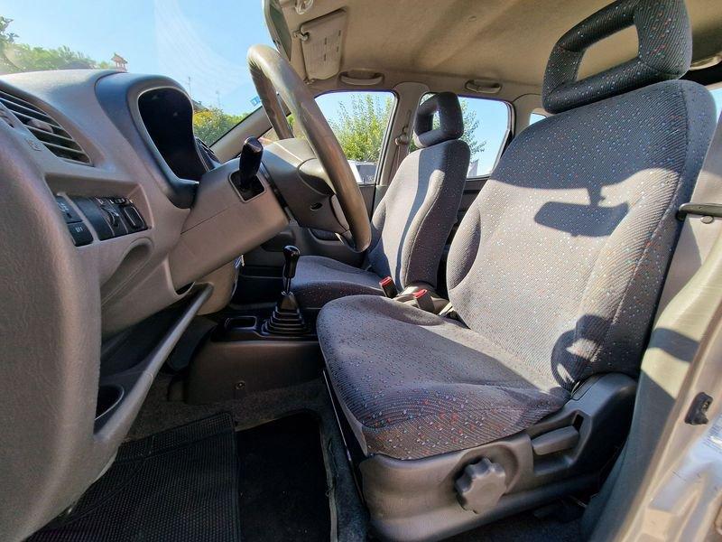 Suzuki Ignis Ignis 1.3i 16V cat 4WD