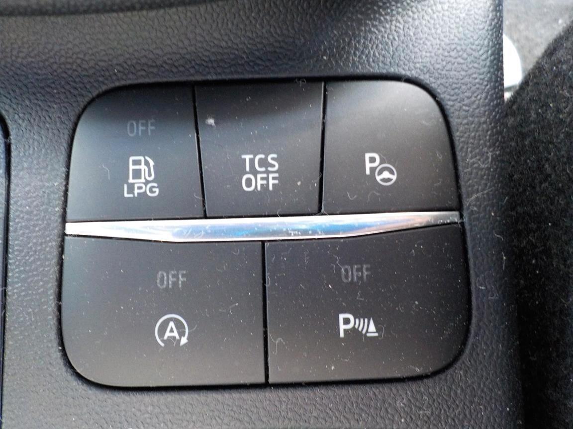 Ford Fiesta 1.1 75 CV GPL 5 porte Titanium