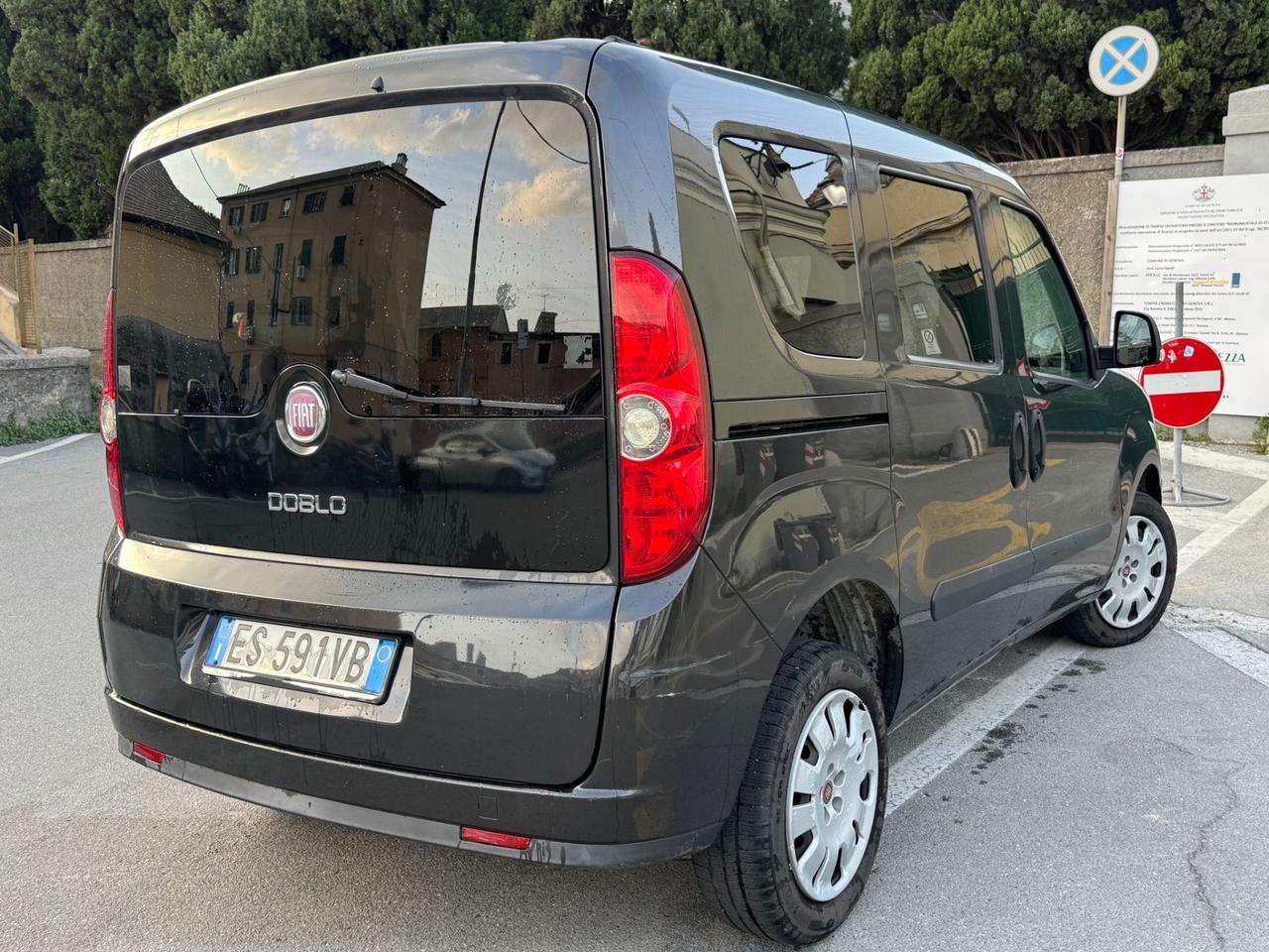 Fiat Doblò 2.0 MJT 16V km 160.000 5 posti - EMOTION