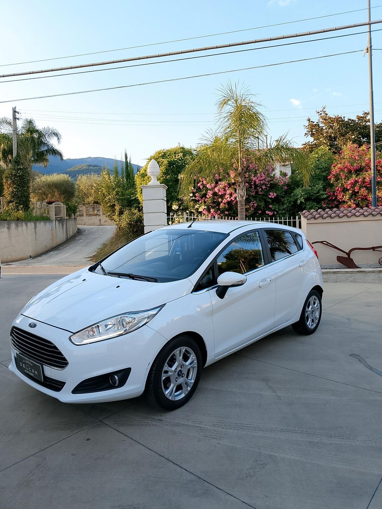 Ford Fiesta 1.5 TDCi 75CV 5 porte