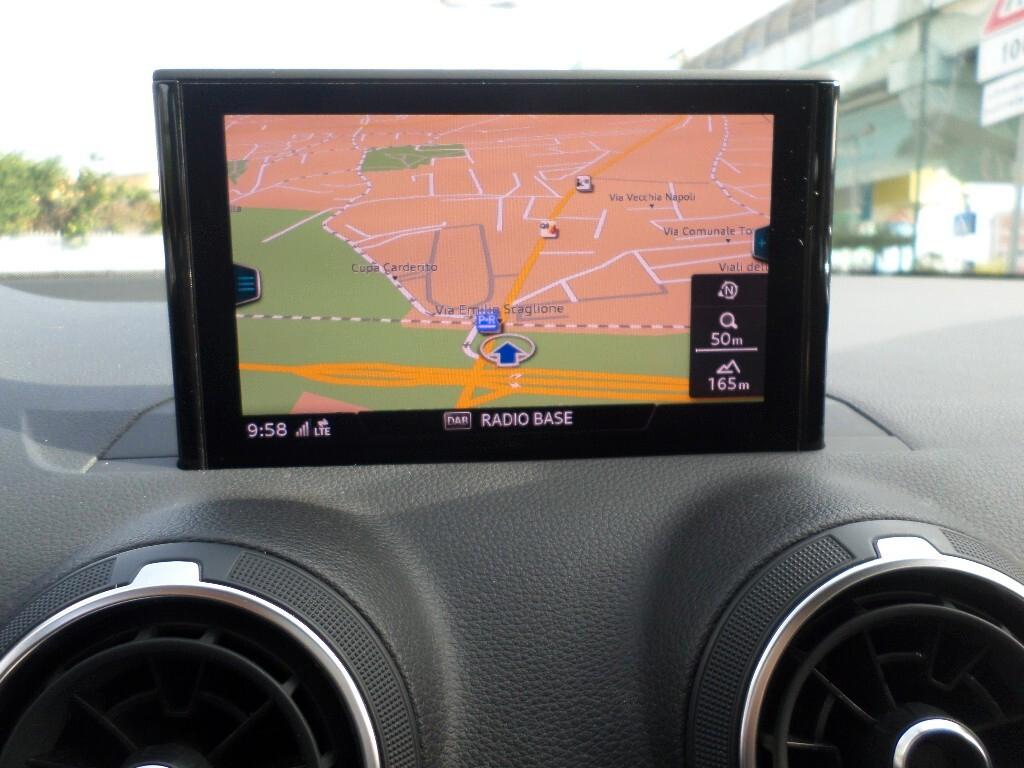 Audi Q2 30 TDI S tronic Business