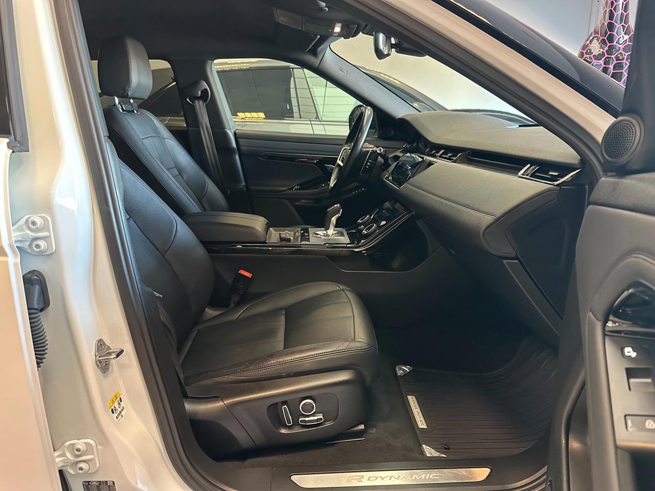 Land Rover Range Evoque 1.5 I3 PHEV 300 CV AWD Auto R-Dynamic HSE