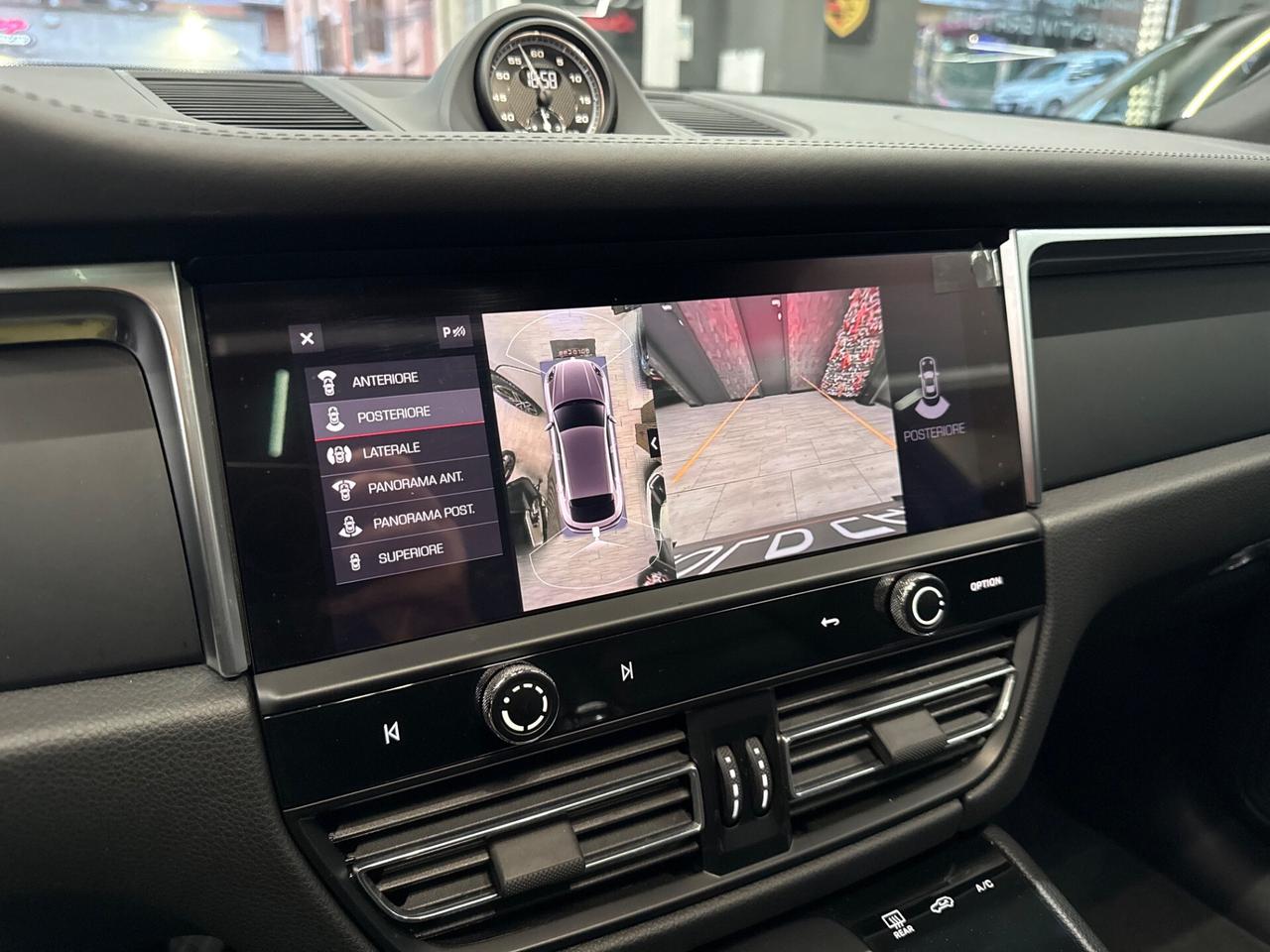 Porsche Macan 2.0 T Radar*Kamera360*Tetto PRONTA CONSEGNA !