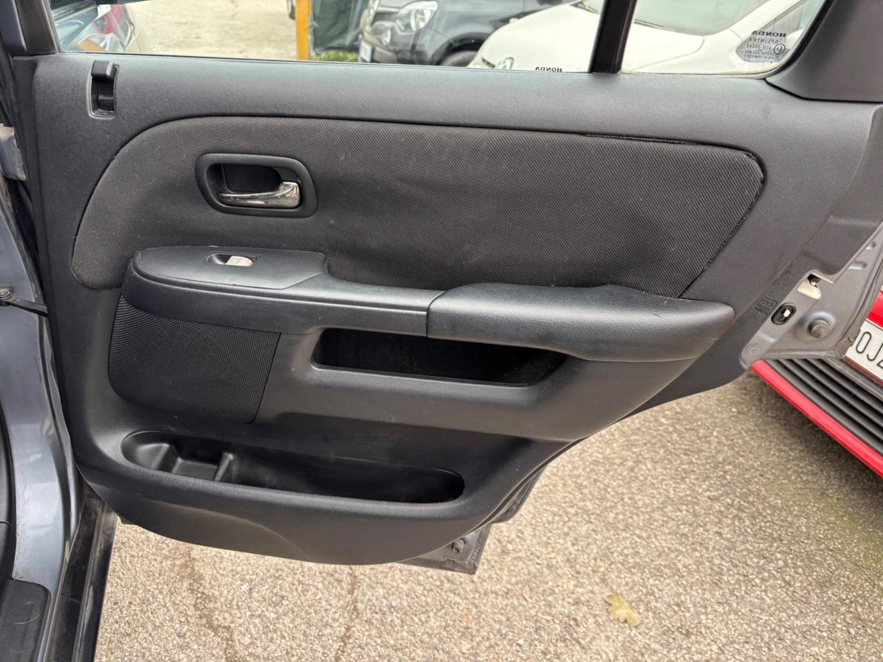 Honda CR-V 2.2 16V i-CTDi 4x4 ok NEOPATENTATI