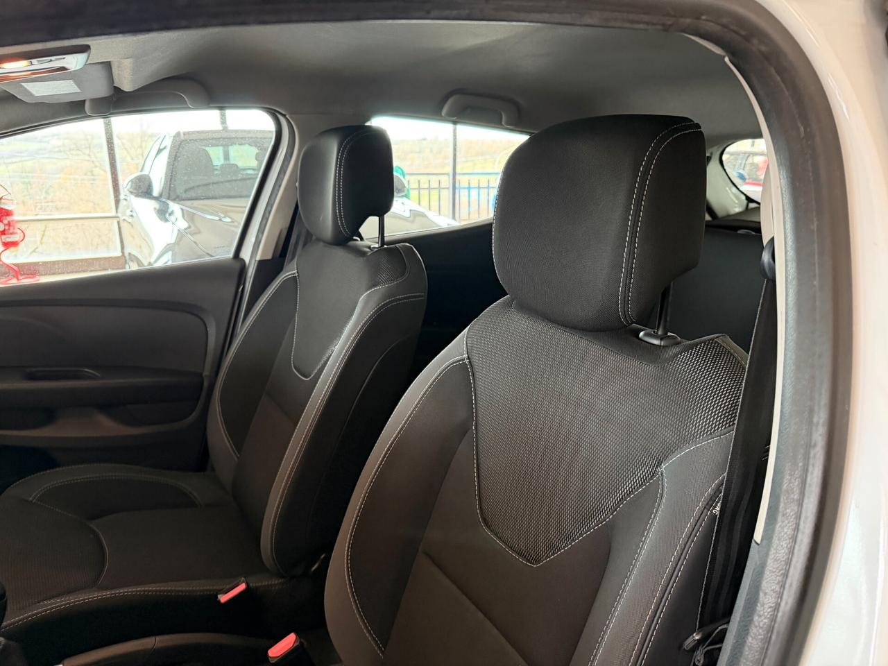 Renault Clio 0.9 TCE 90 cv. BUSINESS (Imp. GPL)