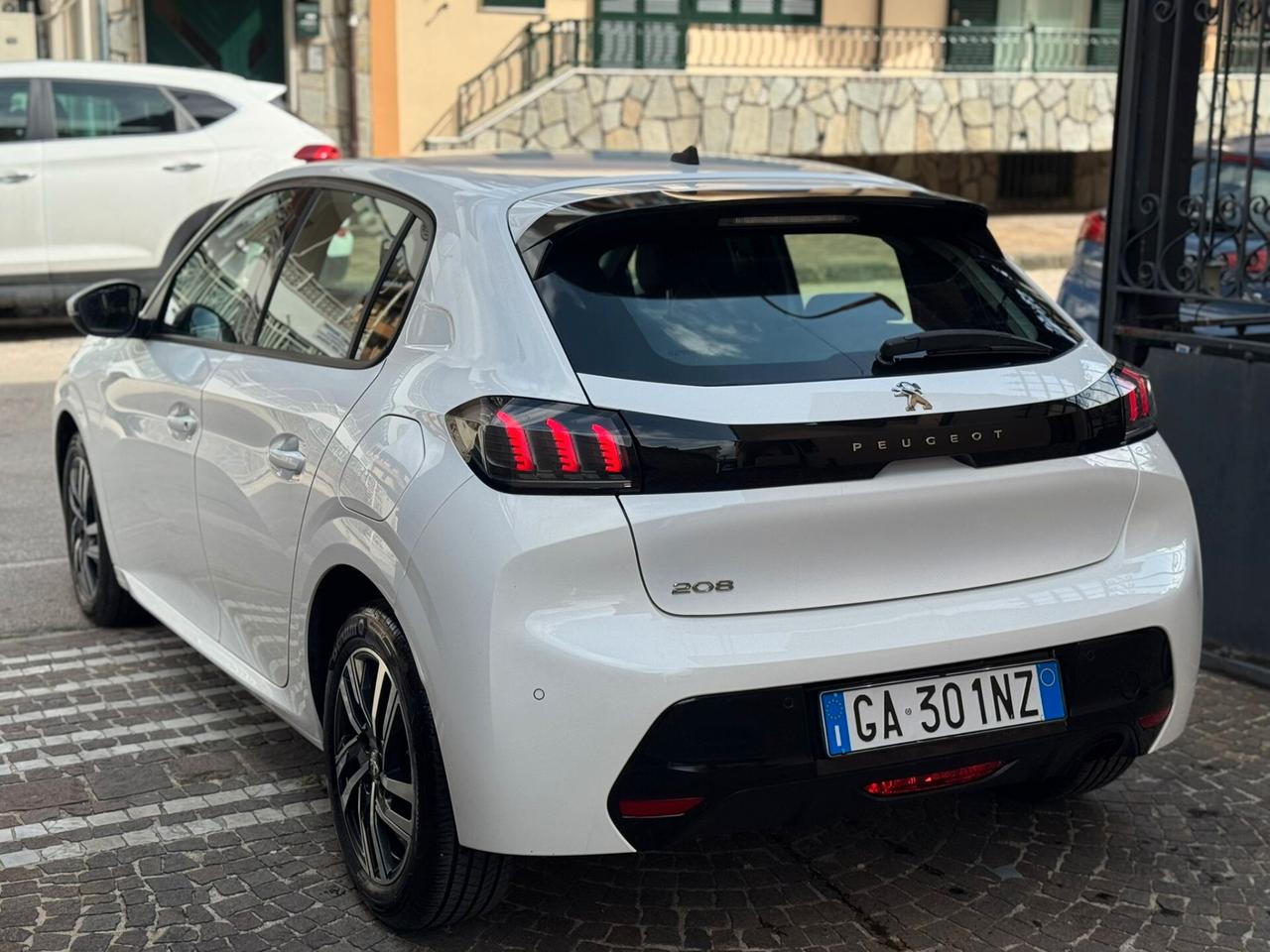 Peugeot 208 BlueHDi 100 Stop&Start 5 porte Allure Navi Pack