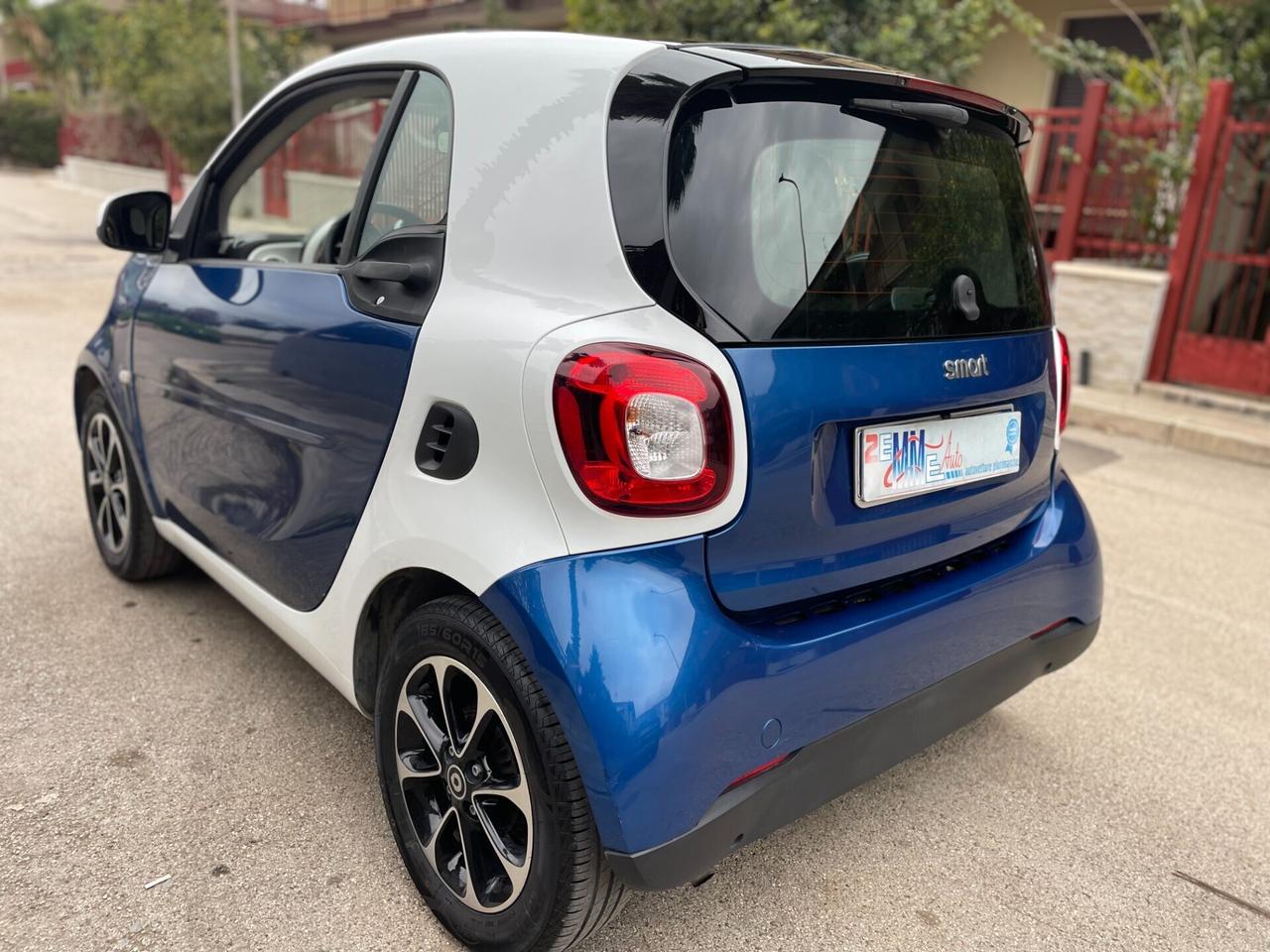 Smart ForTwo 1000 52 kW MHD coupé passion GPL