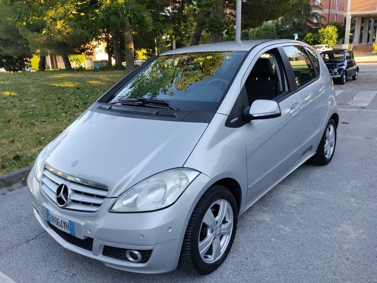 Mercedes-benz A 150 BlueEFFICIENCY Executive