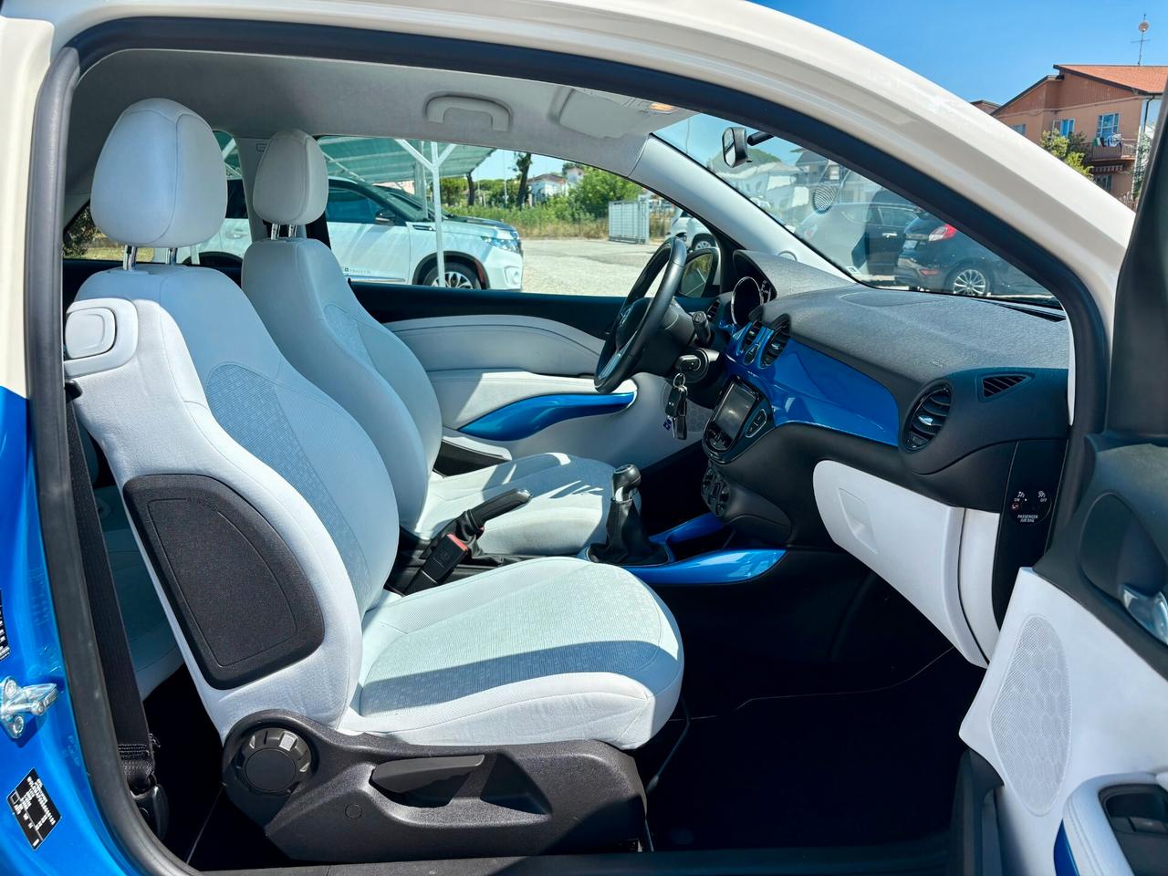 Opel Adam 1.2 70 CV