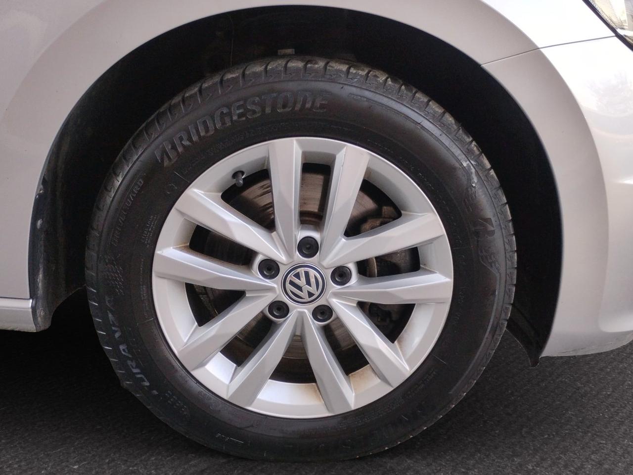 Volkswagen Touran 1.6 tdi Highline 115cv.NAVI.UNICO PROPRIETARIO