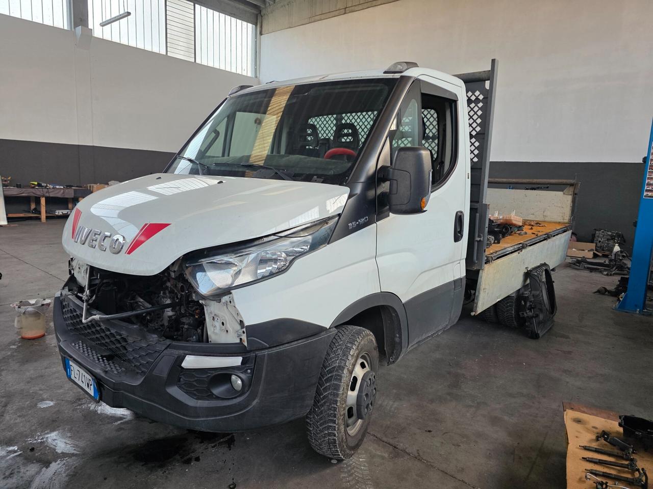 IVECO DAILY RIBALTABILE