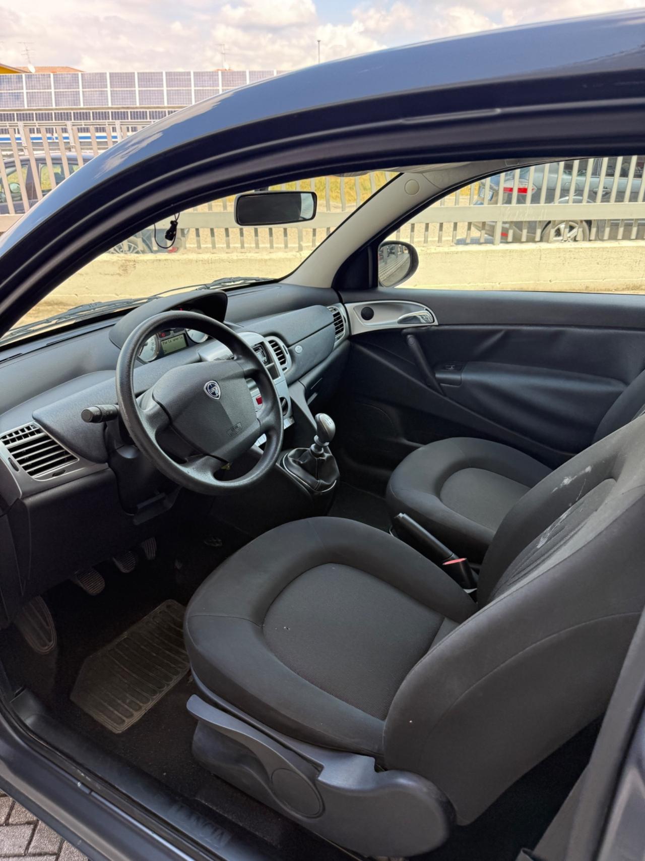 Lancia Ypsilon 1.2 69 CV Elle