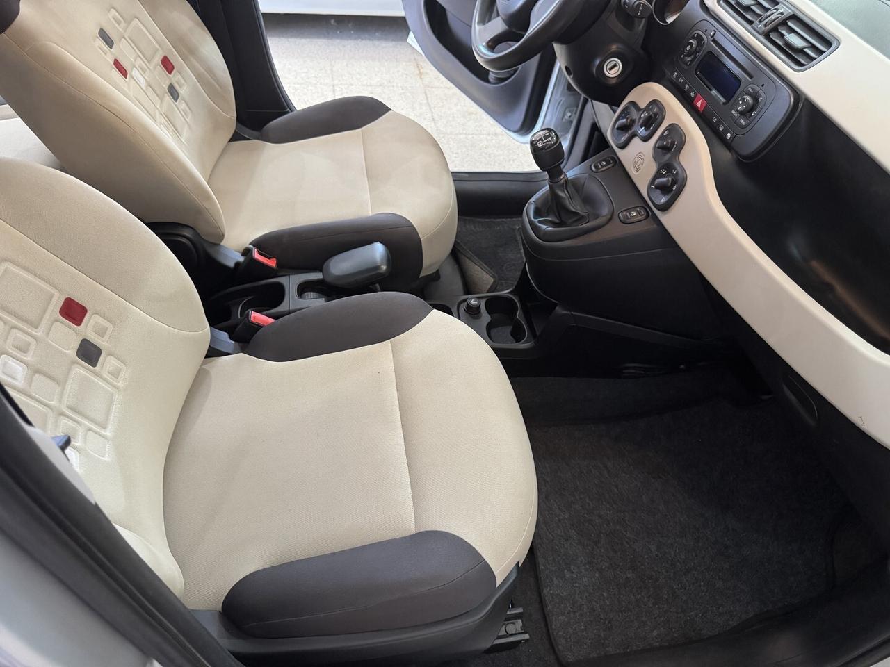 FIAT PANDA 1.3 MTJ LOUNGE 75 cv.