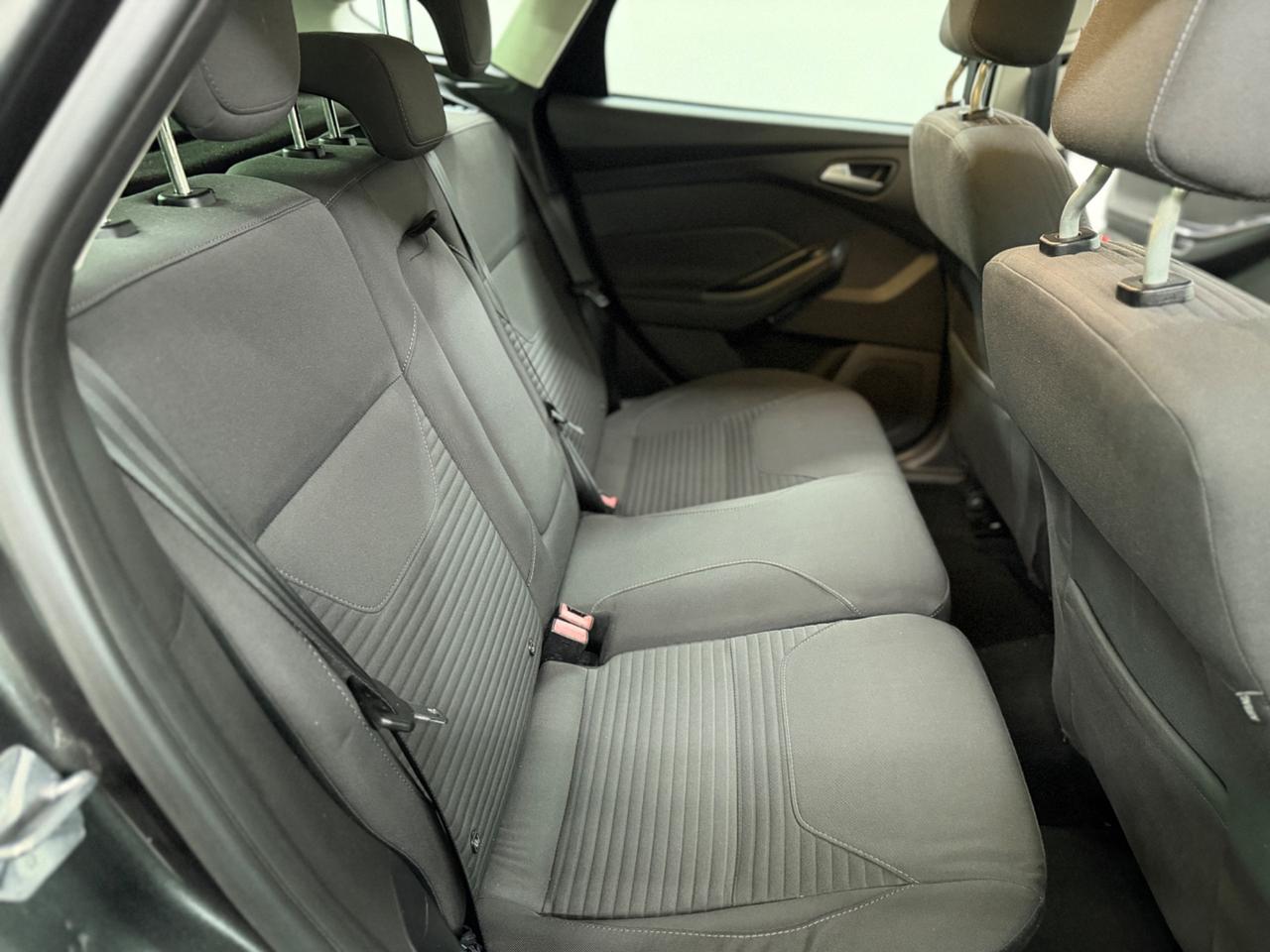Ford Focus (anno 2017)CAMBIO AUTOMATICO