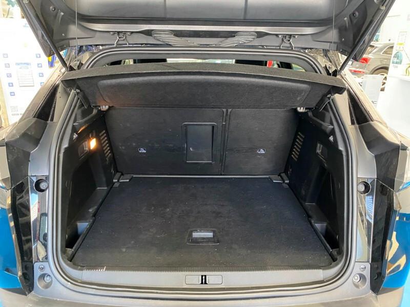 Peugeot 3008 1.5 HDi 130CV EAT8 GT NAV+PEL+RCAM+FULLED+CRUISE+