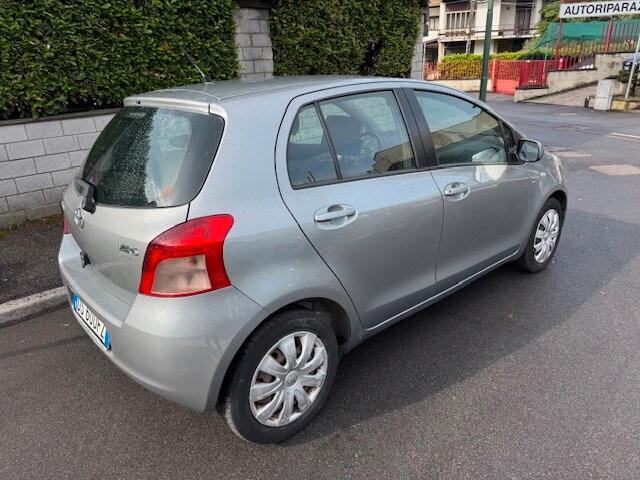 TOYOTA Yaris 2ª serie Yaris 1.4 D-4D 5 porte Sol
