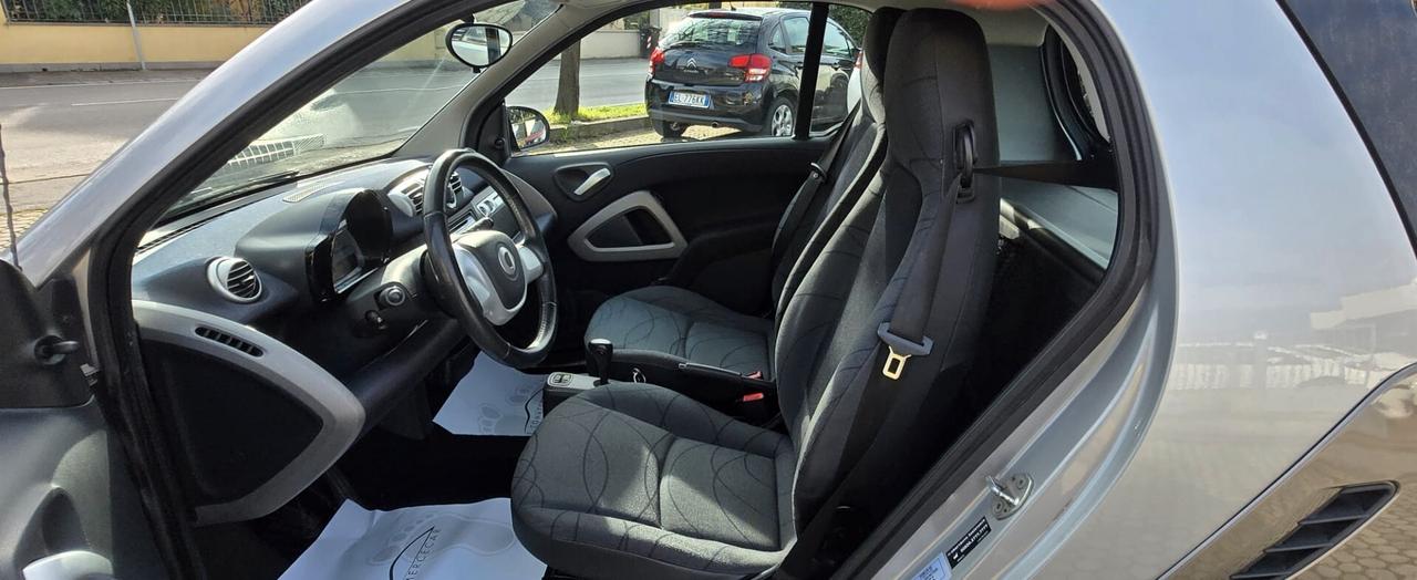 Smart ForTwo 1000 52 kW MHD coupé passion