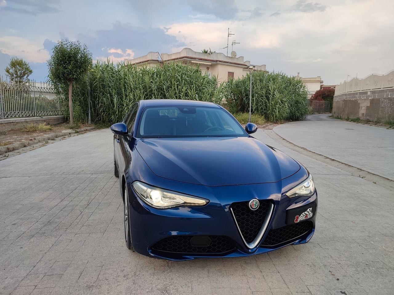 Alfa Romeo Giulia 2.2 TD 160 CV NAVIGATORE