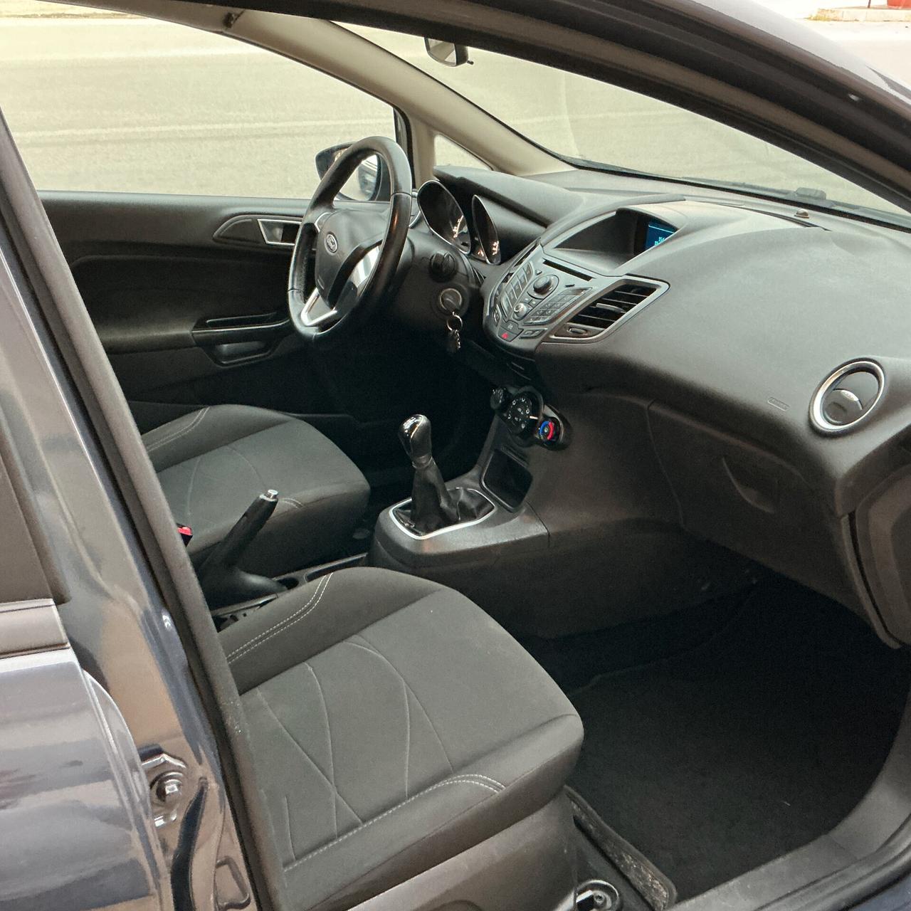 Ford Fiesta 1.5 TDCi 75CV 5 porte