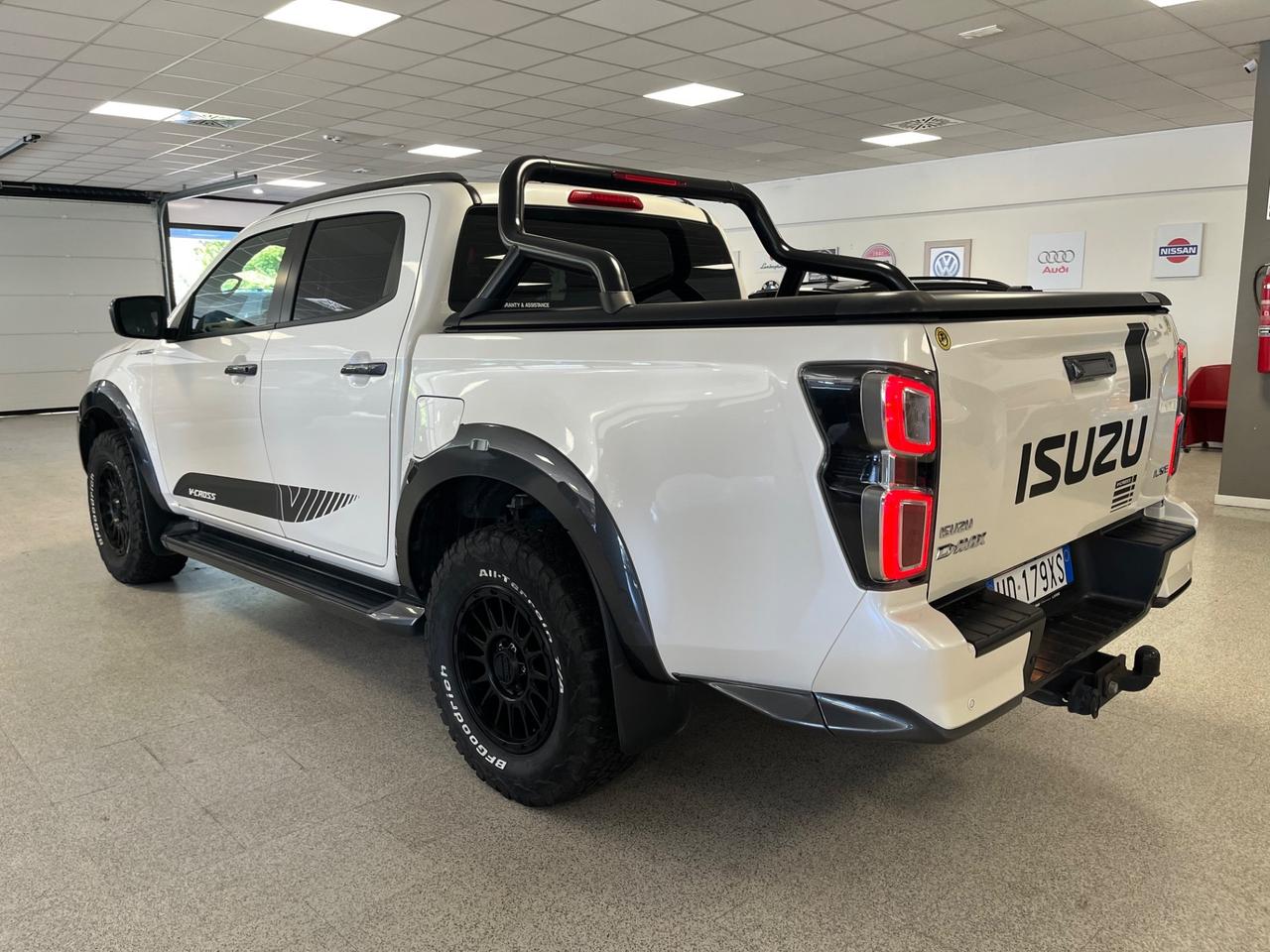 Isuzu D-Max V-CROSS N60FF 1.9 Crew 4X4 A/T