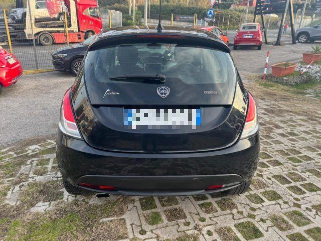LANCIA Ypsilon 1.0 FireFly 5 porte S&S Hybrid Gold