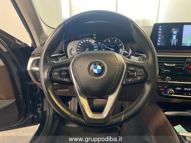 BMW Serie 5 G31 2017 Touring Diese 520d Touring Luxury auto