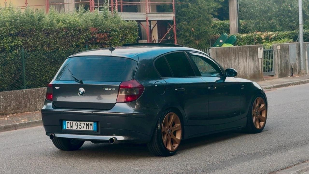 Bmw 120 120d cat 5 porte Attiva